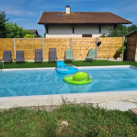 Floryanne Bed & Breakfast 4*